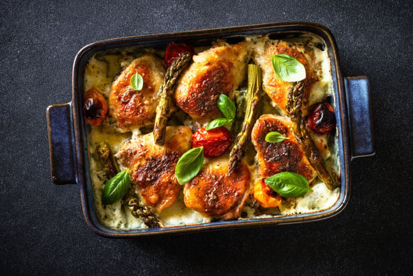 “Un régal” : essayez cette recette de poulet à la crème de parmesan, les lecteurs de 750g en salivent encore !