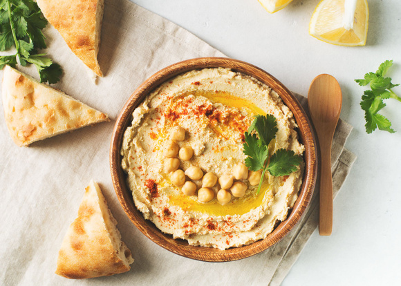 Voici le secret pour avoir un houmous léger et onctueux à tous les coups