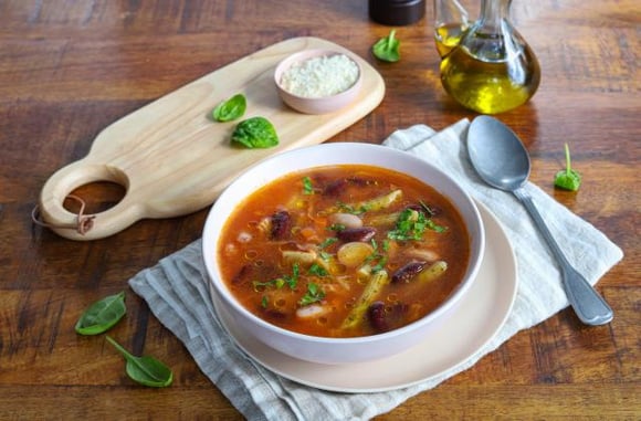 Tajine de légumes, galettes pommes de terre et saumon, minestrone ... : le menu de la semaine du 23 au 27 janvier 2023