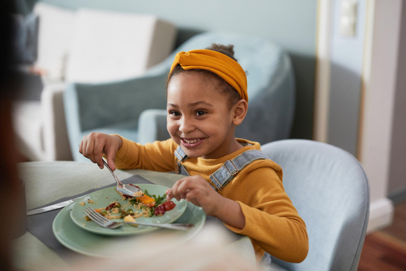 “Ça peut être super super dangereux“ : ce médecin alerte sur les risques de la consommation de ce légume chez les enfants