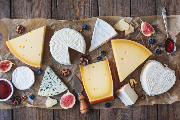 Peut-on en manger du fromage à chaque repas ?