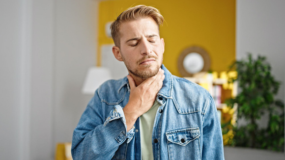 Maux de gorge : quels sont les aliments à privilégier ?