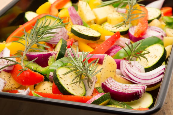 PAS BEURK : Ces 15 légumes qui sont meilleurs rôtis au four