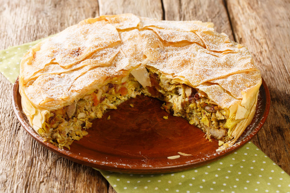 Pour une recette qui change avec les courgettes, testez cette délicieuse et croustillante de pastilla !