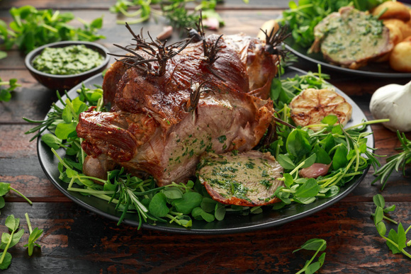 Recettes d'agneau pour Pâques. Adobestock