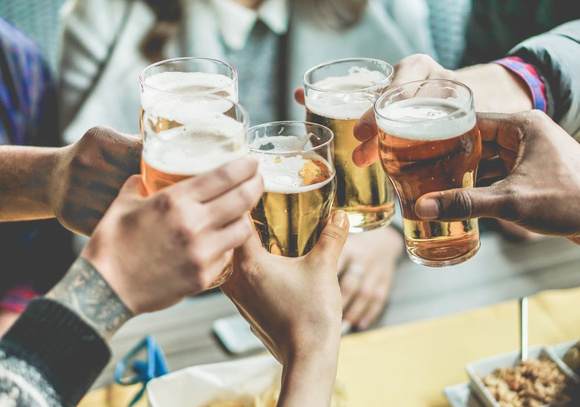 Le houblon est une plante diurétique. Adobestock