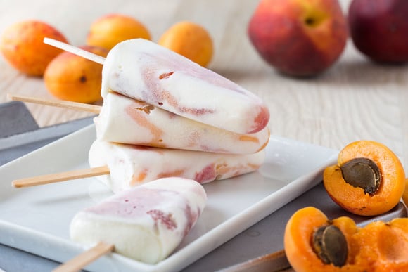 Glace abricot, pêche, verveine : une ancienne gagnante du meilleur pâtissier dévoile sa recette parfaite pour l’été !