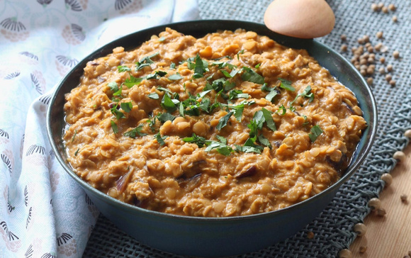 Que cuisiner ce jeudi 2 octobre ? Un dahl de lentilles corail réconfortant et rapide pour moins de 3 €