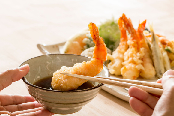 Comment faire des tempuras de crevettes comme au restaurant ? Voici notre recette “absolument parfaite” validée par nos lecteurs !