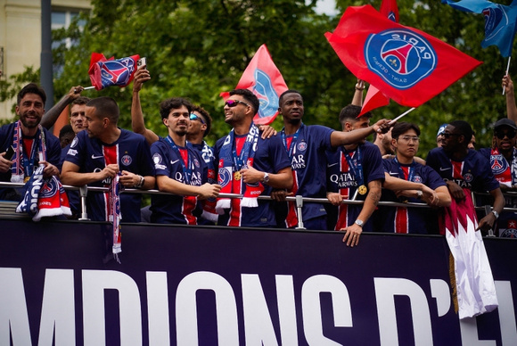 Cette boulangerie rend hommage au PSG champion d’Europe avec une pâtisserie spéciale