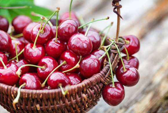 Quiz : Il est venu le temps des cerises, mais est-ce que tu sais vraiment tout d'elles ?