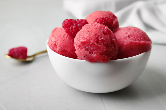 Sorbet à la framboise - Adobestock