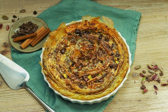 Tarte filo chocolat et pistaches, façon galatopita : ce dessert entre flan et tarte va vous faire fondre