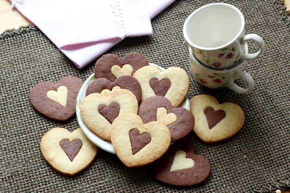 Kitsch, mignons et gourmands : voici notre recette de sablés parfaits pour la Saint-Valentin