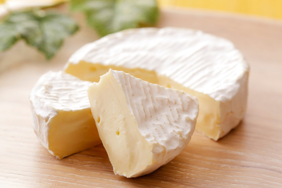 Bûche de chèvre, camembert, coulommiers… de nombreux fromages rappelés dans toute la France pour suspicion de listéria : vérifiez vos achats