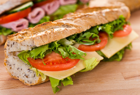 Arrêtez de mettre de la salade et des tomates dans vos sandwichs