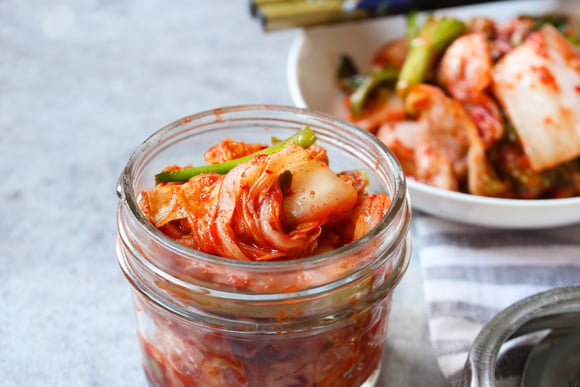 “Une version super accessible” : François-Régis Gaudry partage une recette géniale pour faire du kimchi rapidement