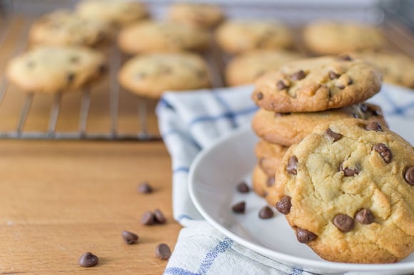 Des cookies moelleux et croustillants comme on aime. Adobestock