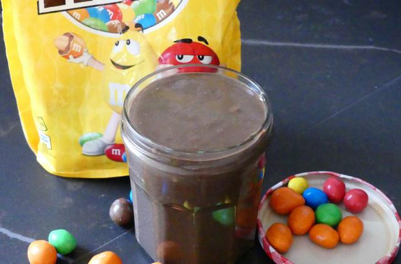 Pâte à tartiner aux M and M’s La malle aux recettes
 