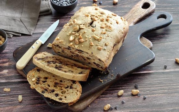 Voici 15 recettes de cake sucrés faciles et rapides à faire !