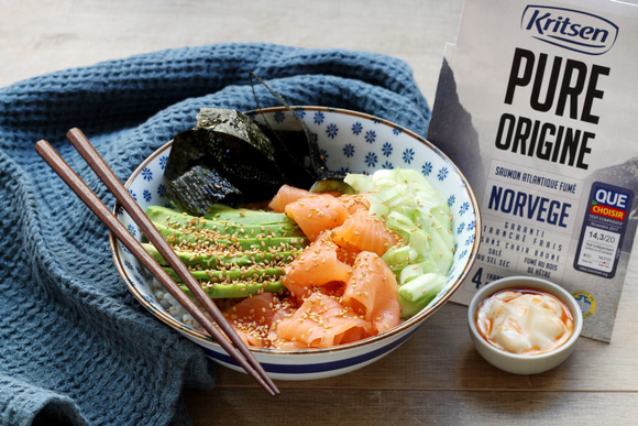Sushi bowl. Kritsen
