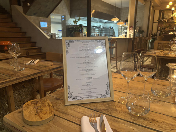3 bonnes raisons de pousser la porte de Datcha, un restaurant bistronomique à la cuisine authentique et sincère !