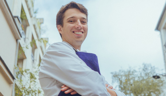 Vue sur Notre-Dame, ambiance barbecue entre potes, la guinguette de ce candidat de Top Chef promet d’être l’adresse à ne pas manquer cet été !