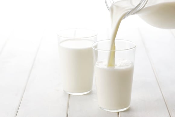 Ce lait qui contient encore plus de calcium que le lait de vache, mais personne ne le connait
