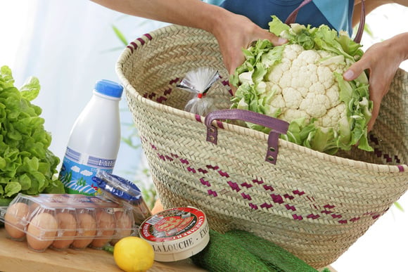 Que contiennent les paniers repas de E.Leclerc ? Adobestock