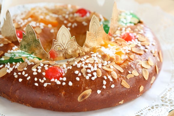 Pour changer de la galette, voici notre recette de gâteau des rois très facile à réaliser !