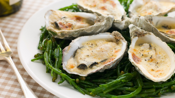 8 idées de recettes avec des huîtres pour votre entrée de Noël !
