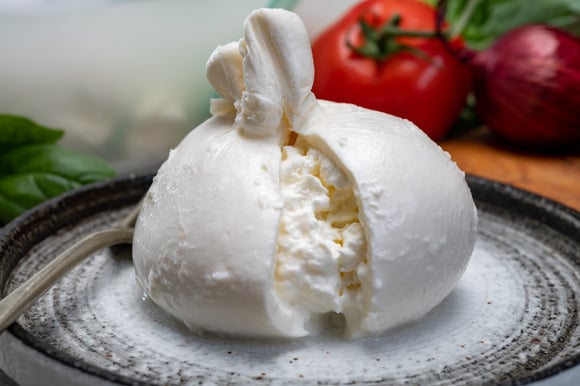 Rappel massif de burrata : Ce produit vendu dans toute la France peut être dangereux à la consommation !