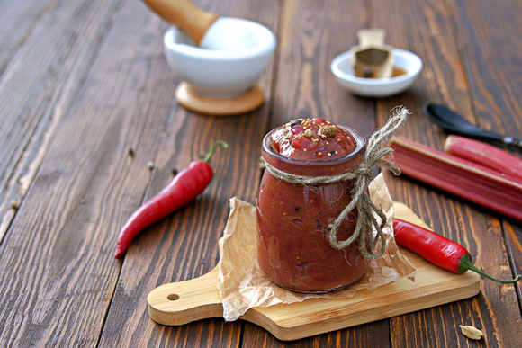 Confiture de rhubarbe Adobe Stock
 