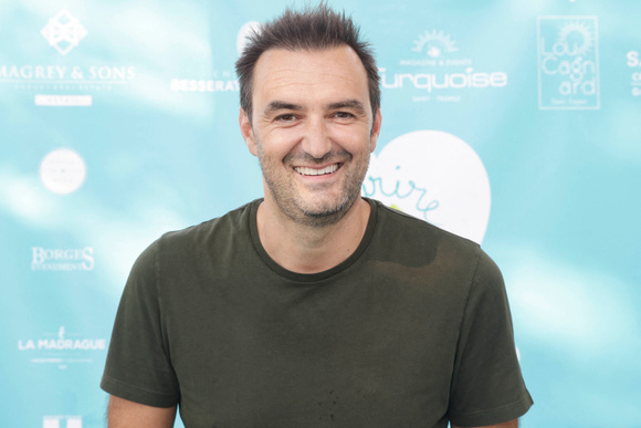 “Tout simplement, avec un peu de fleur de sel” : Cyril Lignac dévoile le plat dont il raffole !