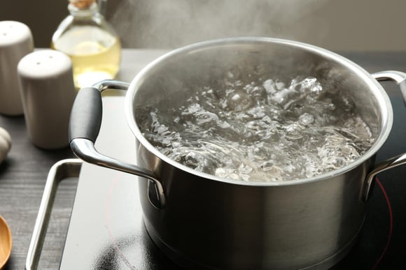 Canicule : comment cuisiner sans chauffer la maison ?
