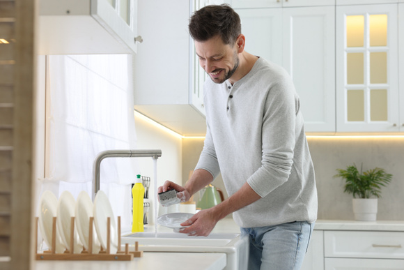 Il faut absolument changer votre éponge à vaisselle à cette fréquence