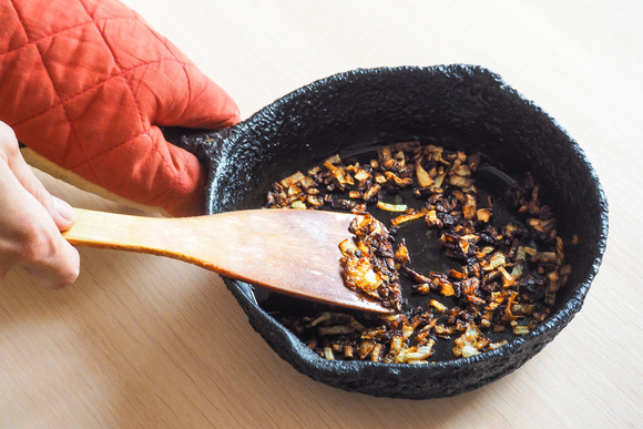 Comment récupérer le fond d'une casserole brûlée ?