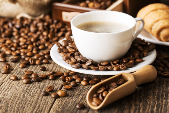 Soldes : Top promo : cette machine à café à grains est à moitié prix !