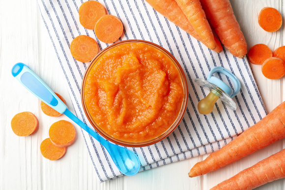 10 idées de repas adaptées aux 0-3 ans. Adobestock