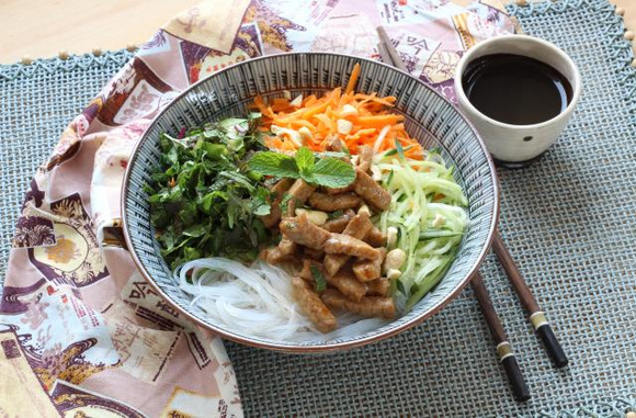 Bo bun au porc. Silvia Santucci