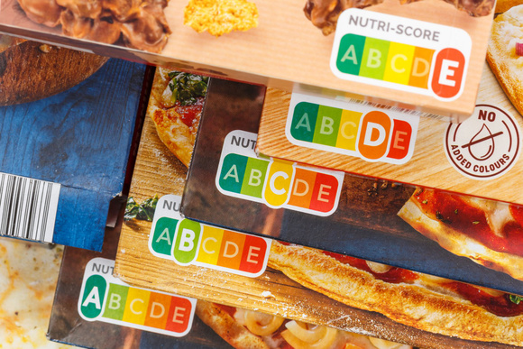 Yuka ou Nutri-Score, auquel des deux faut-il se fier pour mieux manger ? Une diététicienne donne son avis