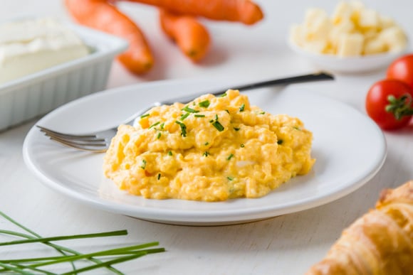 Réussir la cuisson de l'oeuf brouillé. Adobestock