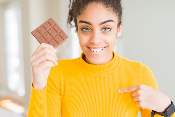 Pour un sourire éclatant, mangez du chocolat !