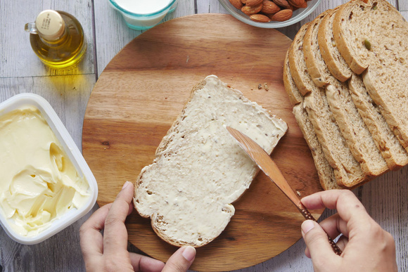 La margarine est-elle un vrai aliment santé meilleur que le beurre ?