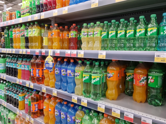 Pourquoi le prix des bouteilles de Coca-Cola, Sprite et Fanta pourrait augmenter dès février ?