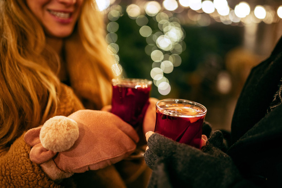 Cette recette de vin chaud va vous transporter en plein marché de Noël