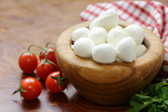 Rappel produit : cette mozzarella idéale pour les salades ne doit pas être consommée !