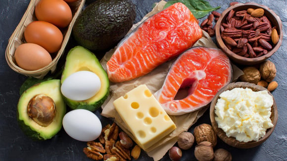 Mauvais cholestérol : les 5 aliments à intégrer d'urgence à vos repas pour le faire baisser naturellement