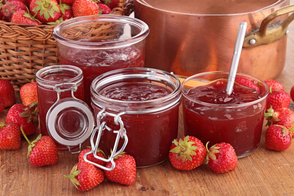 Confiture : faut-il vraiment 1kg de sucre pour 1kg de fruit comme le faisaient nos grands-mères ? Un expert nous répond