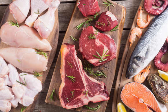 Bannir la viande et le poisson. Adobestock